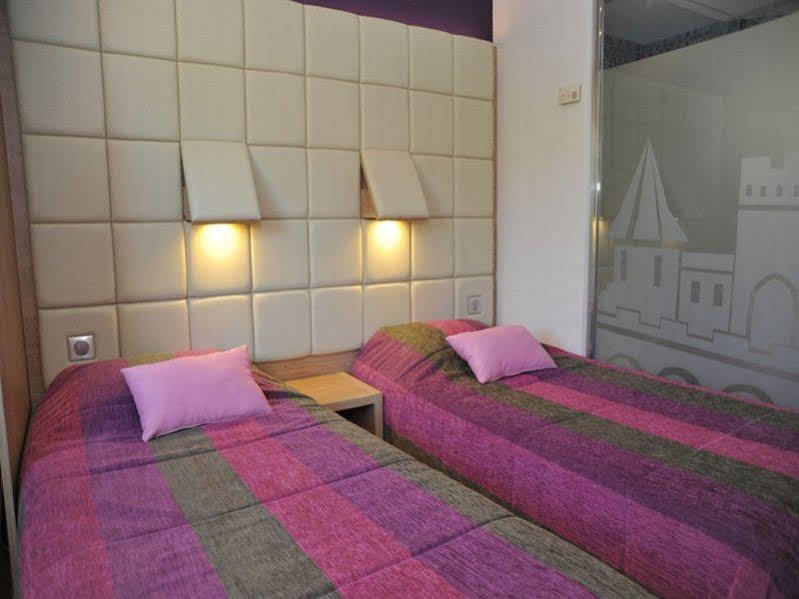 Hotel Espace Cite Carcassonne Exterior foto